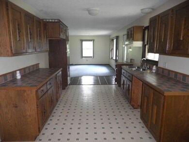 5076 S State Road 45, Bloomfield, IN 47424 - photo 4