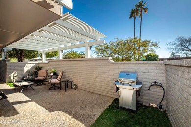 R-13226 N Lakeforest Dr Sun city AZ (S4K