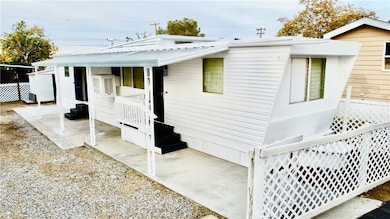 6426 Valley View St unit 9, Joshua Tree, CA 92252 - photo 3