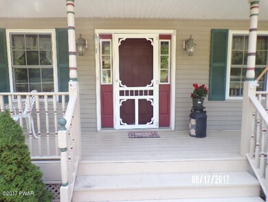 129 Bayberry Dr, Dingmans Ferry, PA 18328 - photo 5