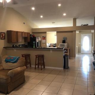 breakfast bar