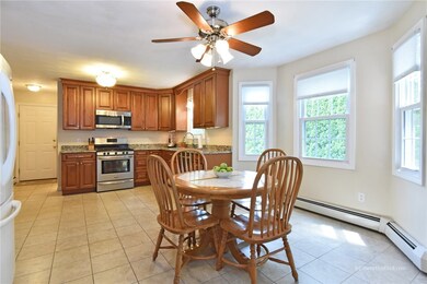 58 Castleton Dr, Cranston, RI 02921 - photo 4