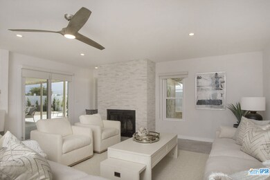 Family Room/Gas Fireplace
