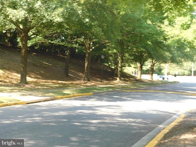 10483 Campus Way S, Upper Marlboro, MD 20774 - photo 2