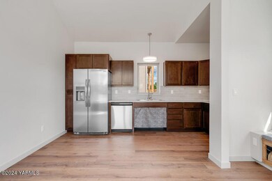 Kitchen (unit A)