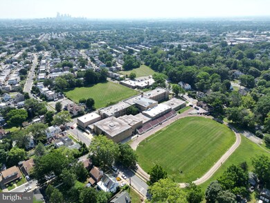 207 Wayne Ave, Lansdowne, PA 19050 - photo 2