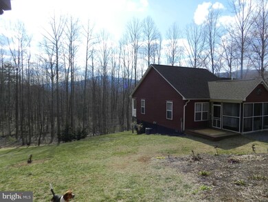 485 Circle Rd E, Stanardsville, VA 22973 - photo 3