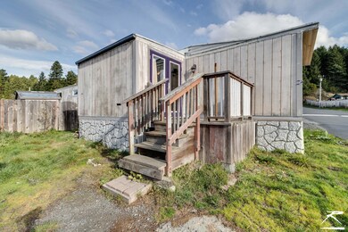 3656-Old-Arcata-Road-Eureka-CA-02