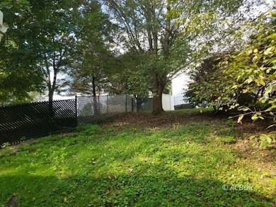 Side yard