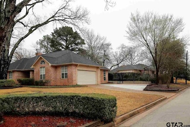 1207 1207 Luann Ln, Tyler, TX 75703 - photo 2