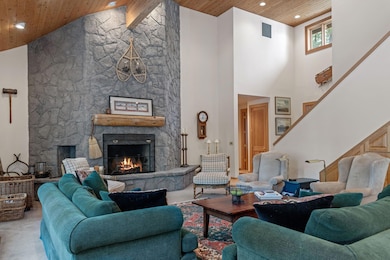 70440 Linnaea Borealis unit GM395, Sisters, OR 97759 - photo 3