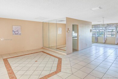 329 SE 3rd St unit 502T, Hallandale Beach, FL 33009 - photo 2