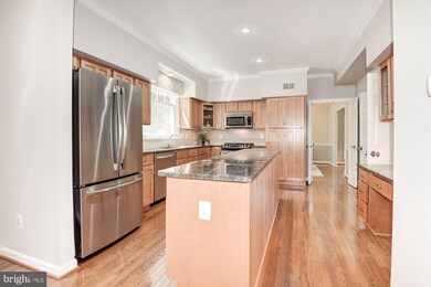 12705 Heatherford Place, Fairfax, VA 22030 - photo 5