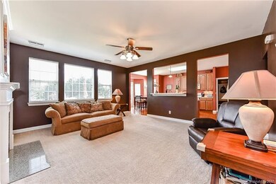 Open floor plan with lots of natural night!