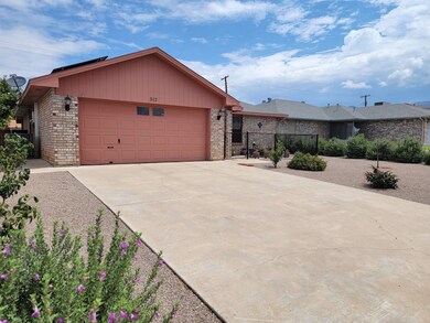 912 Sherwood Dr, Alamogordo, NM 88310 - photo 2