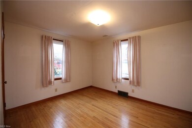 2803 11th St SW, Canton, OH 44710 - photo 3