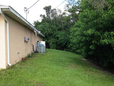 726 Laramie Ave, Lehigh Acres, FL 33974 - photo 4