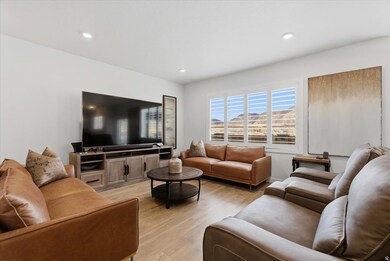 1187 S 3750 E, Spanish Fork, UT 84660 - photo 3