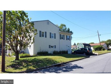 945 E Montgomery St, Allentown, PA 18103 - photo 3