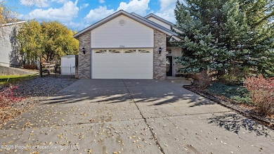 1546 E 12th St, Rifle, CO 81650 - photo 2