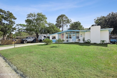 7428 Sandhurst Rd S, Jacksonville, FL 32277 - photo 6