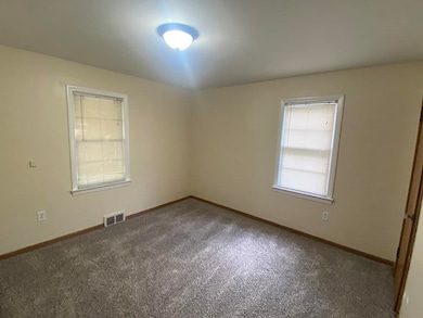 217 Federal St, Midland, MI 48642 - photo 4