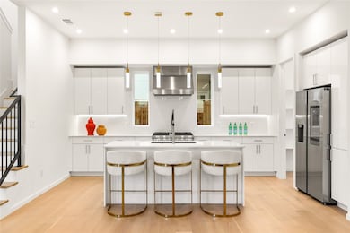 829 Nomas St, Dallas, TX 75212 - photo 5