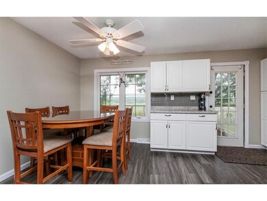 405 Grand Ave, Marion, IA 52302 - photo 5