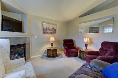 24-web-or-mls-20672 Daisy Lane-24