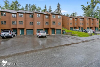 03-Front Exterior_IMG_3088_SSW