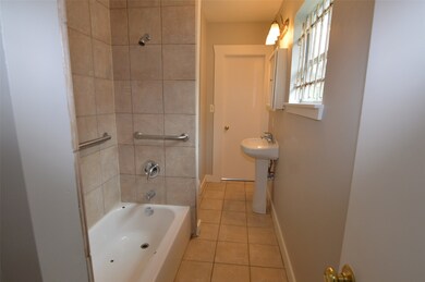 2712 Holman St unit B, Houston, TX 77004 - photo 6