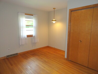 1215 Ottawa Ave, Aurora, IL 60506 - photo 6