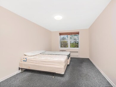 679 W 239th St unit 5H, Bronx, NY 10463 - photo 3