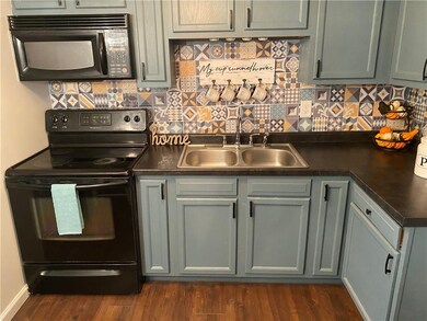 821 E Dunn Ave, Muncie, IN 47303 - photo 5