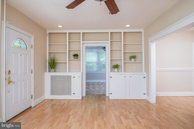 923 Hamilton Place, Reading, PA 19610 - photo 4