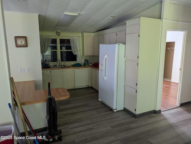 3640SandyPinePl_62660_4