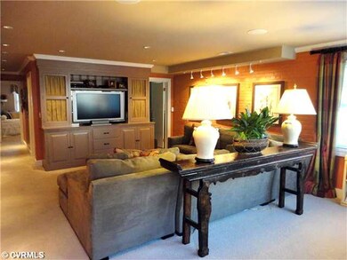 Den/Family/Great Room