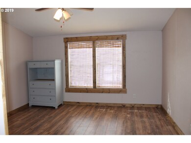 675 N Washington St, Prairie City, OR 97869 - photo 5