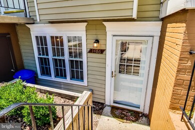 1486 Lowell Ct, Crofton, MD 21114 - photo 3