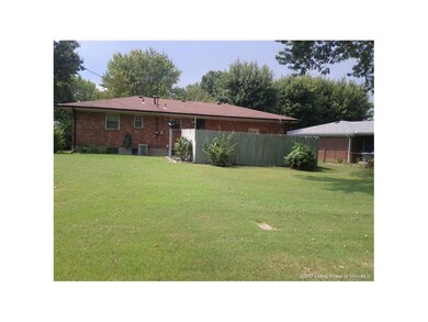 223 Greendale Dr, New Albany, IN 47150 - photo 2