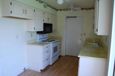 17404 N 102nd Dr, Sun City, AZ 85373 - photo 4