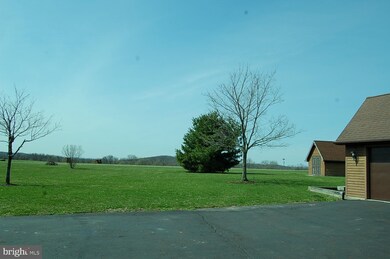 1005 Cross Rd, Schwenksville, PA 19473 - photo 4