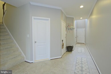 25075 Green Mountain Terrace, Aldie, VA 20105 - photo 4