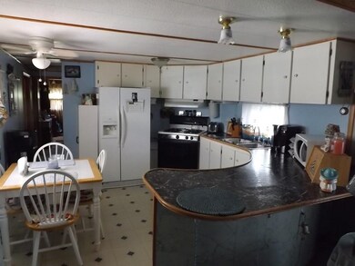 286 Newbury St unit 21, Peabody, MA 01960 - photo 5