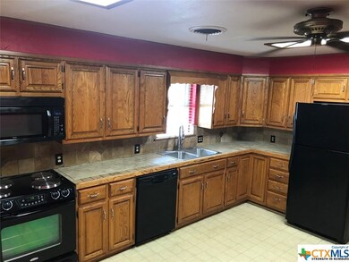 1403 N Old Robinson Rd, Robinson, TX 76706 - photo 3