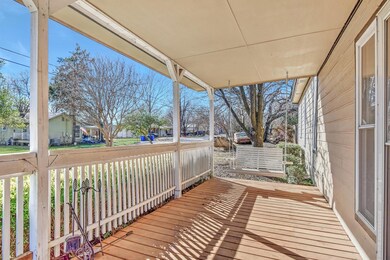 55 Castle Dr, Pottsboro, TX 75076 - photo 6