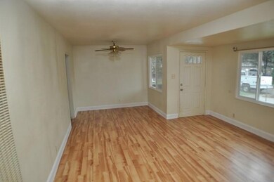1201 3rd St, Redding, CA 96002 - photo 4