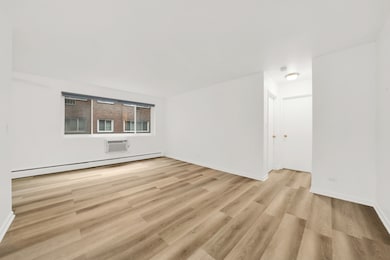 7120 N Sheridan Rd unit 216, Chicago, IL 60626 - photo 5