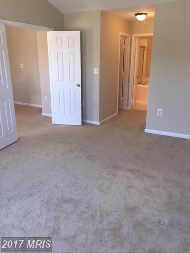 46447 Cedarhurst Dr, Sterling, VA 20165 - photo 6