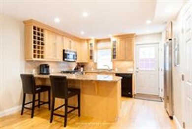 121 Tudor St unit TH, Boston, MA 02127 - photo 3